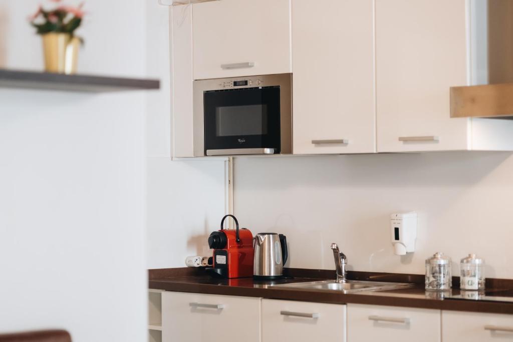 Charming Milan Apartments Brera - Madonnina - Apartment