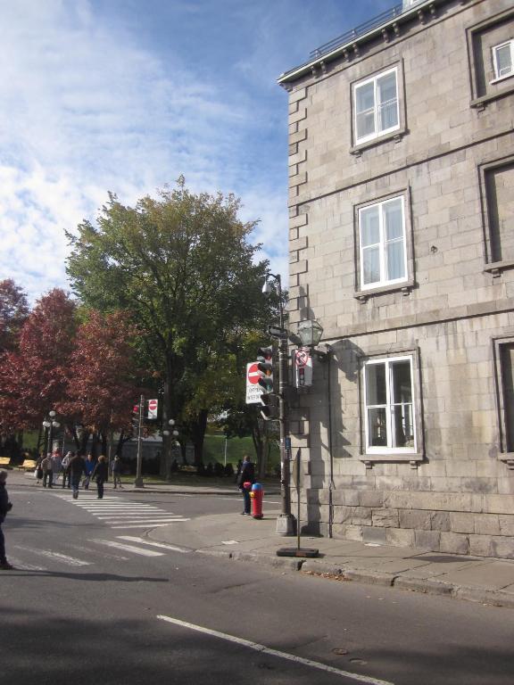 Hôtel Manoir de l'Esplanade - Resim 30