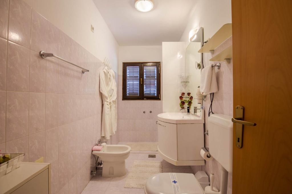 Koupelna v ubytování Apartments Ragusa