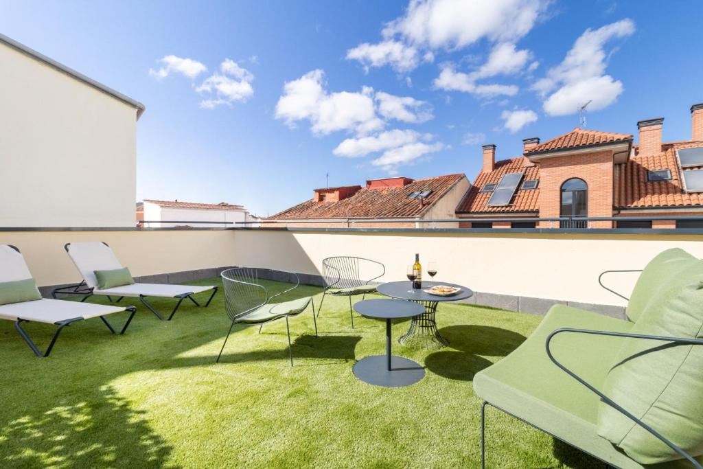 Spectacular Duplex Penthouse in La Latina Madrid