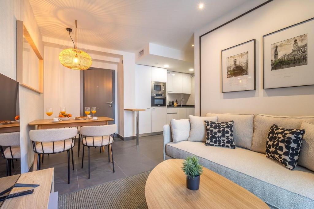 Cozy 2-Bed Apartment in La Latina Madrid