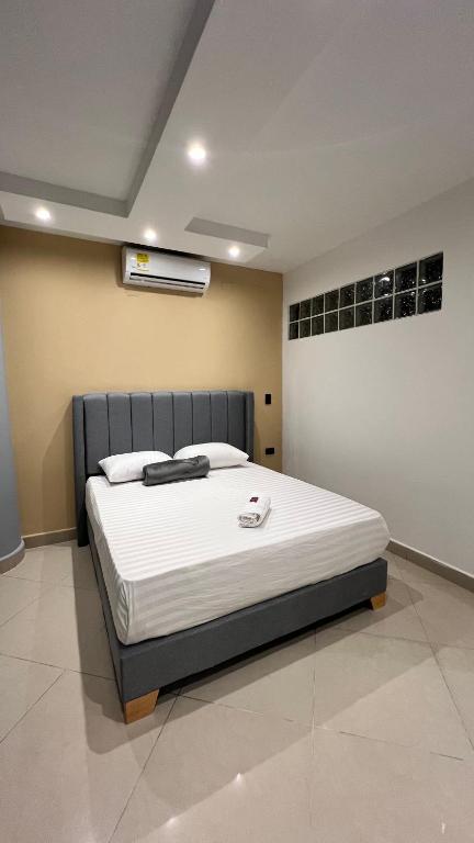 Letto o letti in una camera di Hotel Gran Conquistador 33