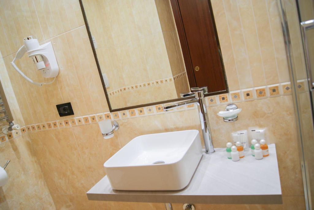 Glam Luxury Rome - Resim 32