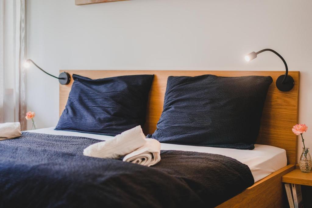 Postel nebo postele na pokoji v ubytování Julias Guesthouse