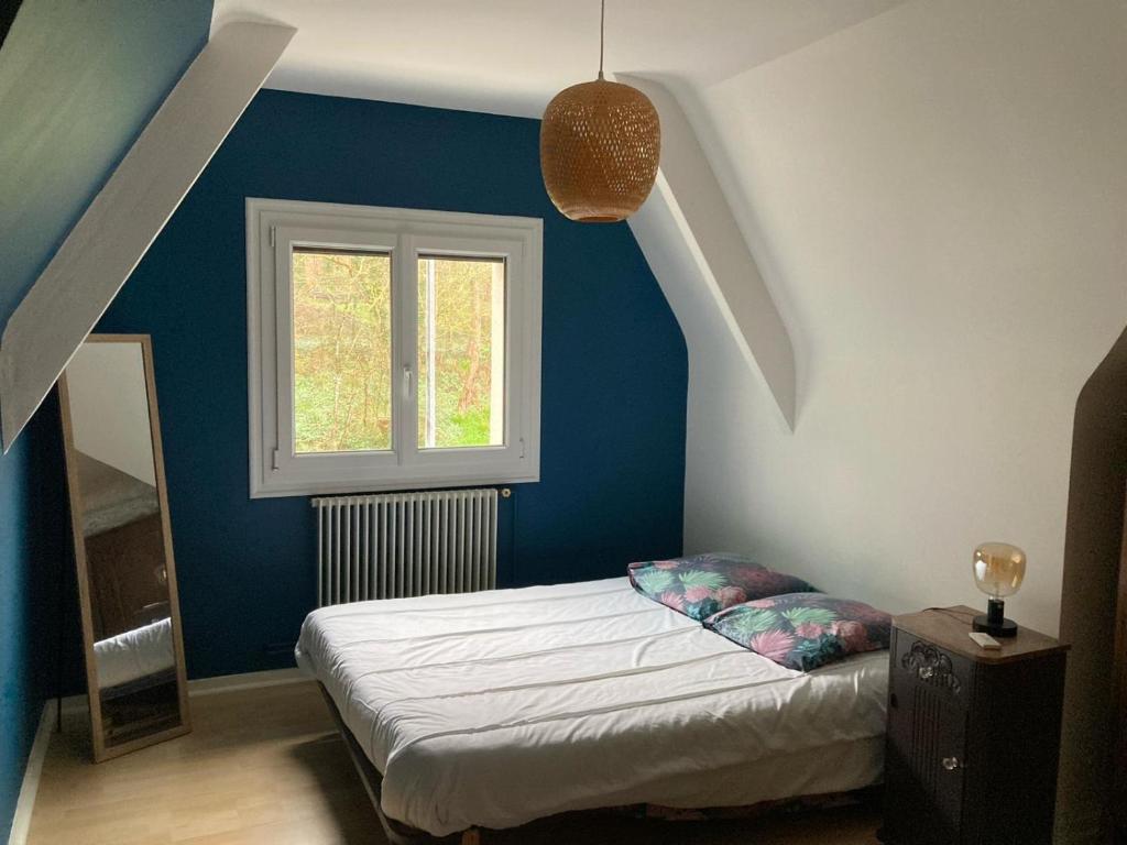 Fotografia z galérie ubytovania Chambre à louer avec grand lit 160 par 200 au Mans v destinácii Le Mans