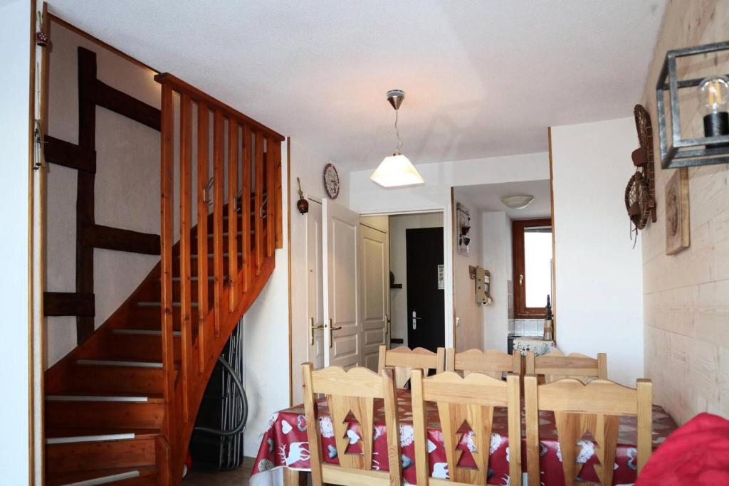 Zdjęcie z galerii obiektu Chalet La Combe D Or - Chalet mitoyen en résidence de standing MAE-3884 w mieście Le Mélézet