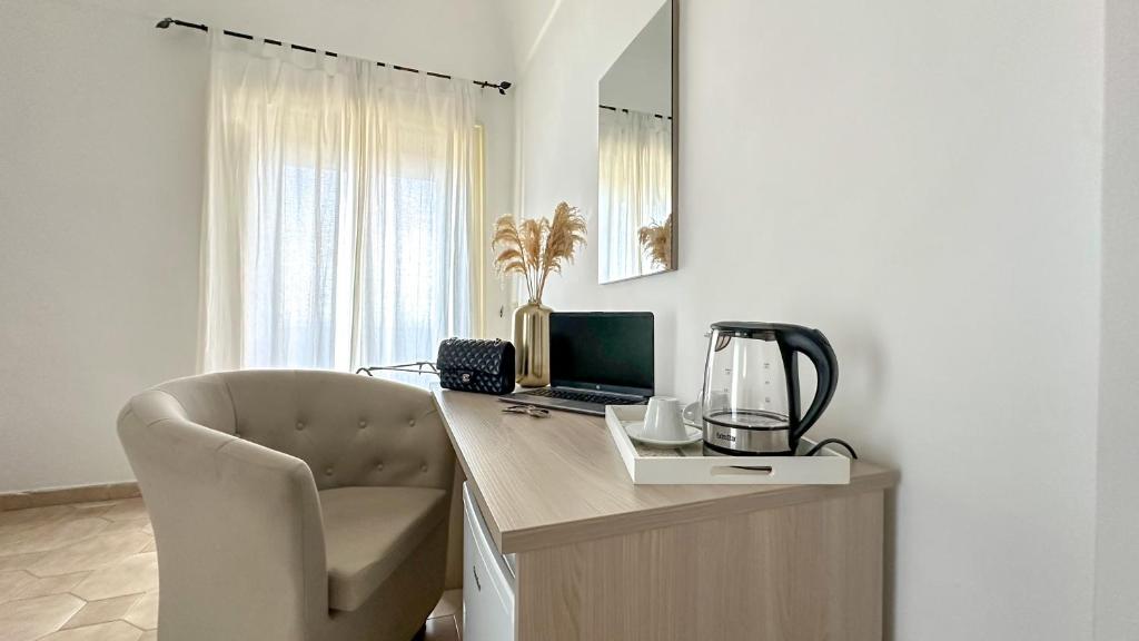 Flowers apartments & rooms - Habitación Doble Con Balcón Y Vista Al Mar