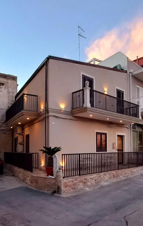 Edifici on està situat el bed and breakfast