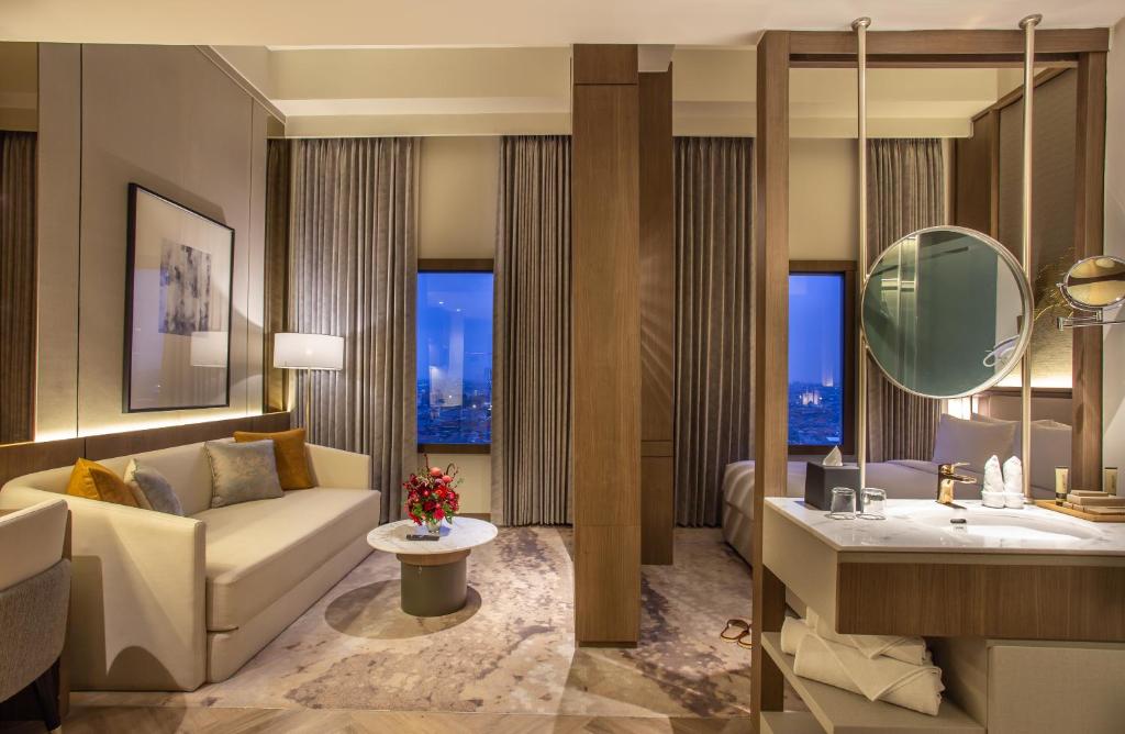 Posezení v ubytování HARRIS Hotel & Conventions Gubeng