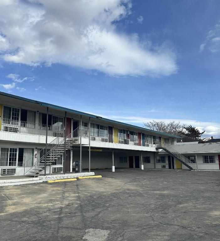 Budova, kde se motel nachází