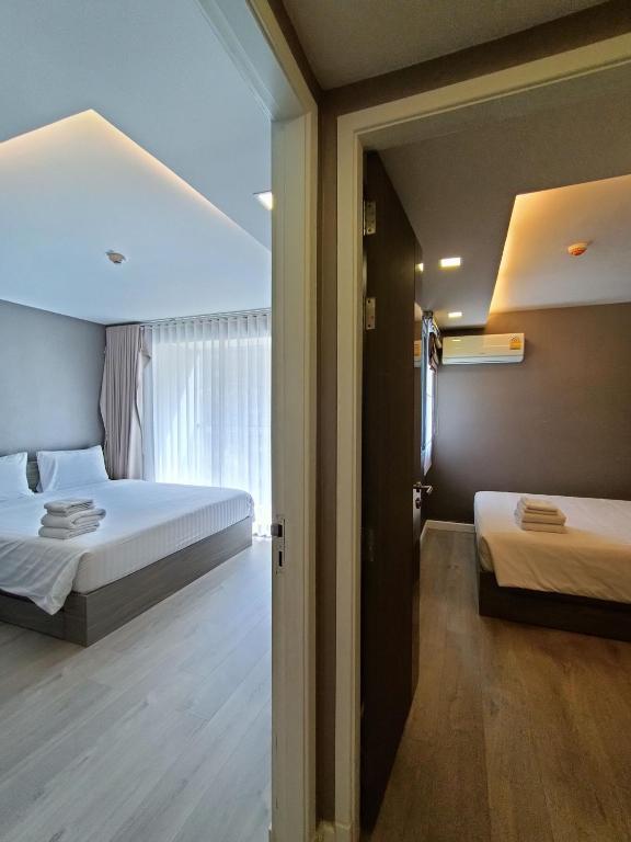 18 Residence - Resim 2