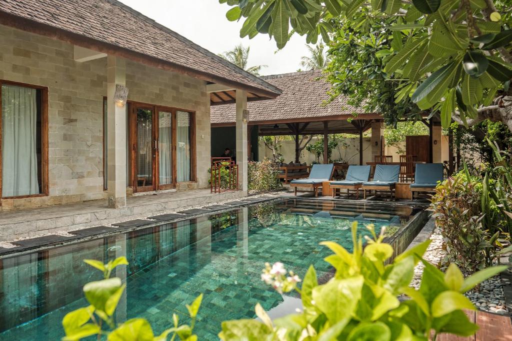 Kelapa Villas - 1