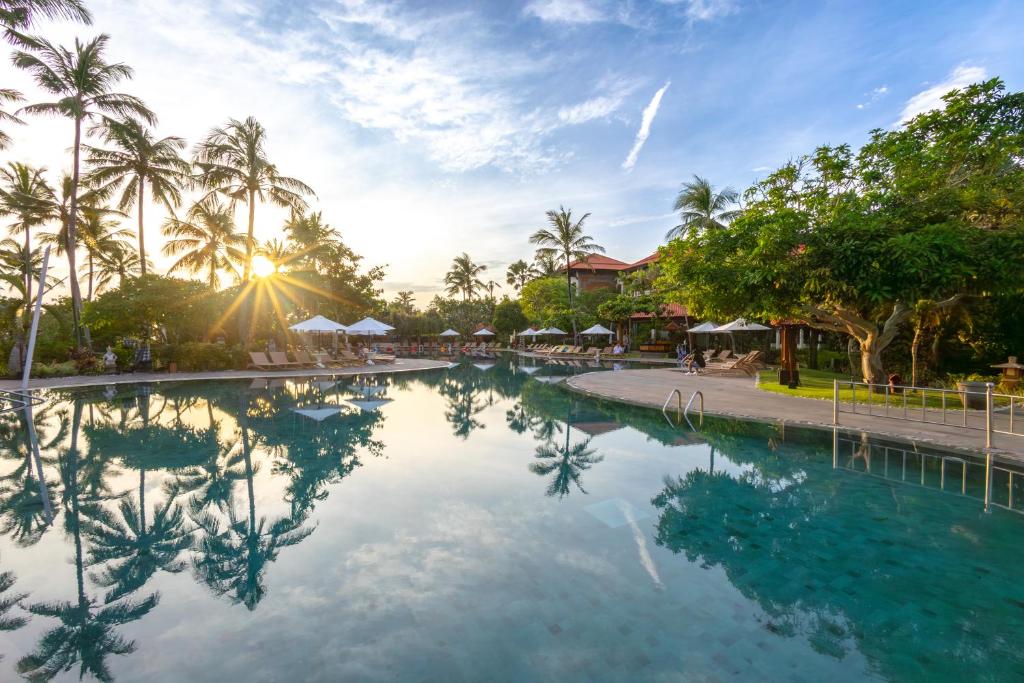 Bazén v ubytování Ayodya Resort Bali nebo v jeho okolí