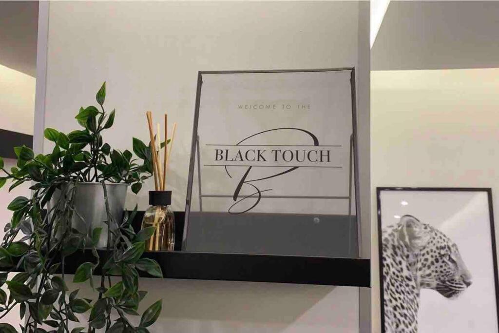BLACK TOUCH STUDIO - FIBRE*PARKING*NEAR BASEL – photo 9