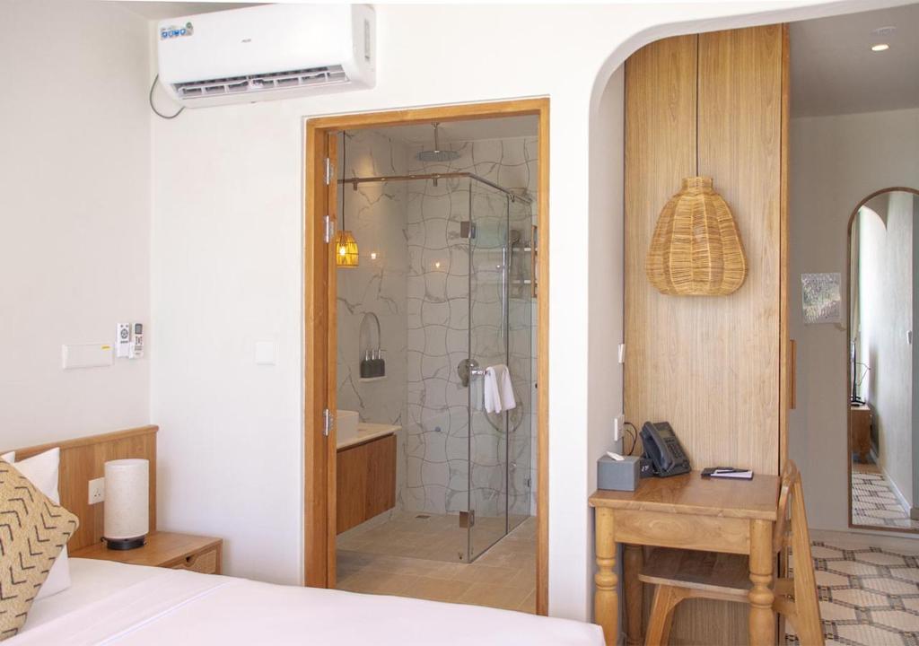 Stone Beach Club - 3