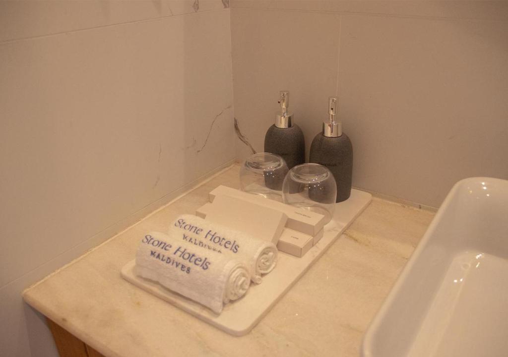 Stone Beach Club - 14