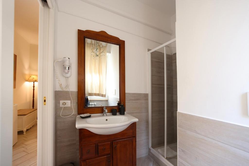 A bathroom at Sivory Rome