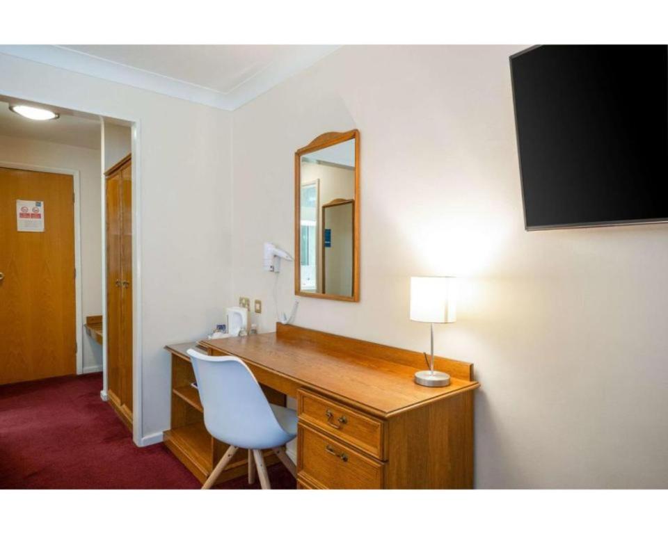 Superior Hotel - Standard Double Room