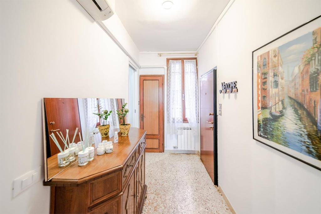 Fotografia z galérie ubytovania Delightful Apartment at 5 mins from Rialto Bridge v Benátkach