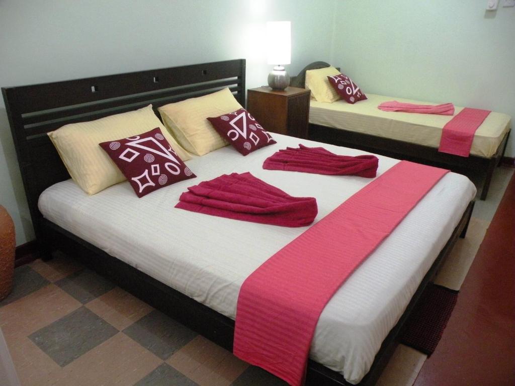 Henderson Airport Residence - 16