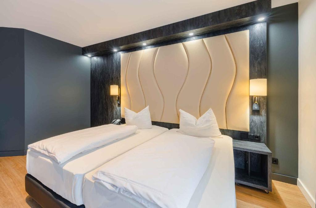 PLAZA INN Köln Pulheim - Double Room