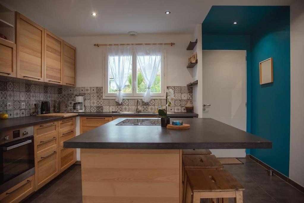 Η κουζίνα ή μικρή κουζίνα στο Maison Nouméa