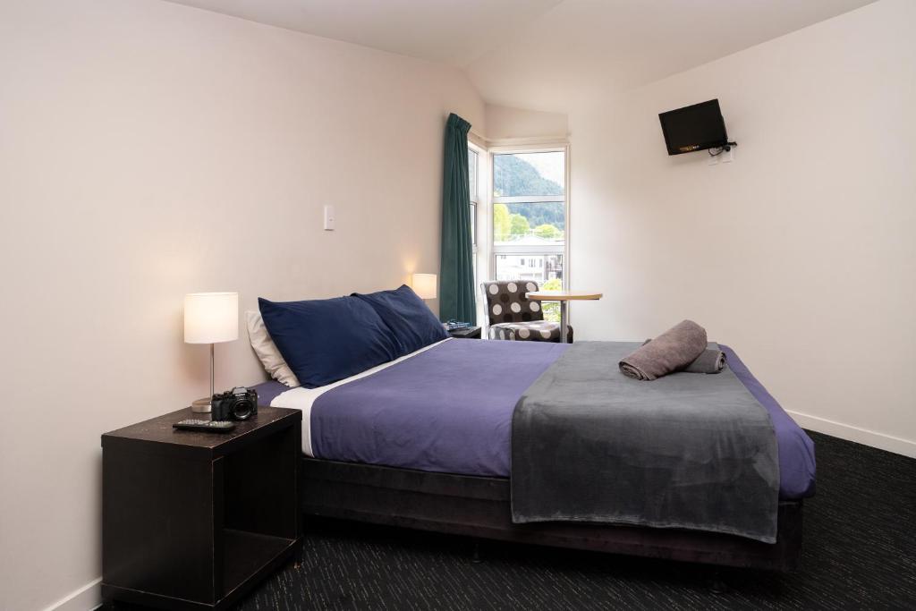 Haka House Queenstown photo