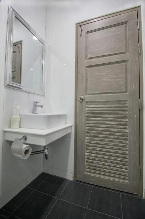 ????????????? The Corner - Resim 11