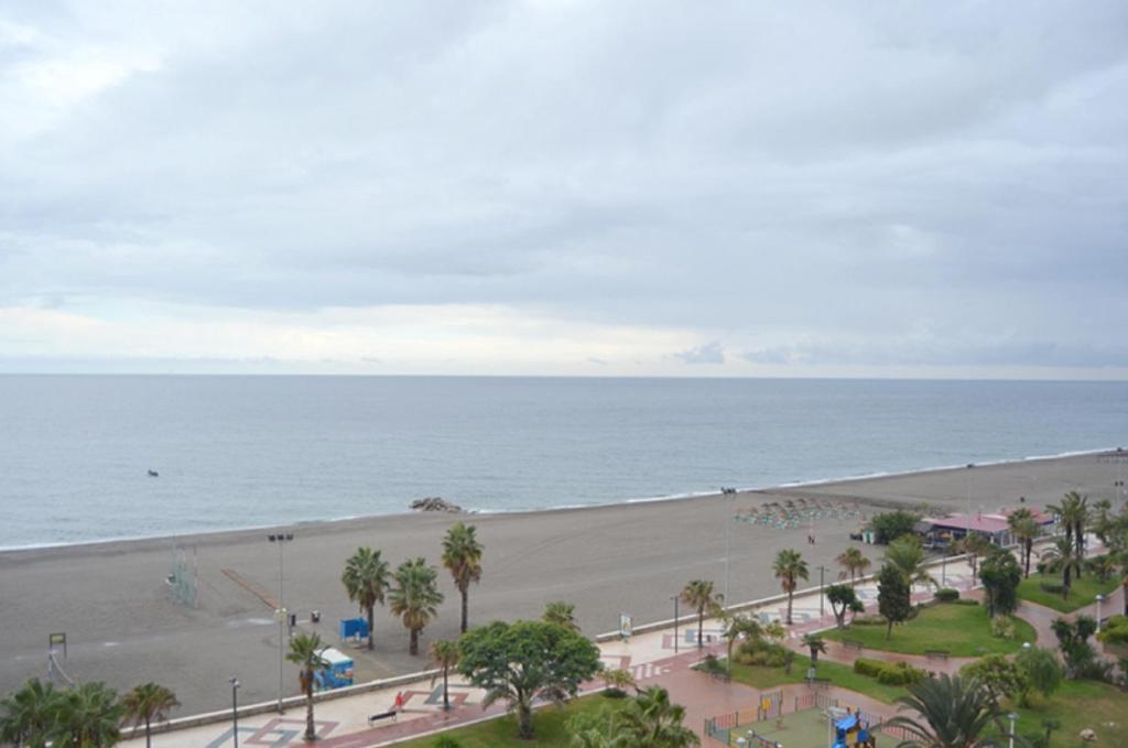 Kép Apartamentos Terrasol SOBRE EL MAR SAN GERARDO szállásáról Torre del Marban a galériában