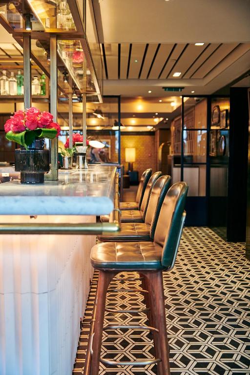 The Hari London - Resim 34