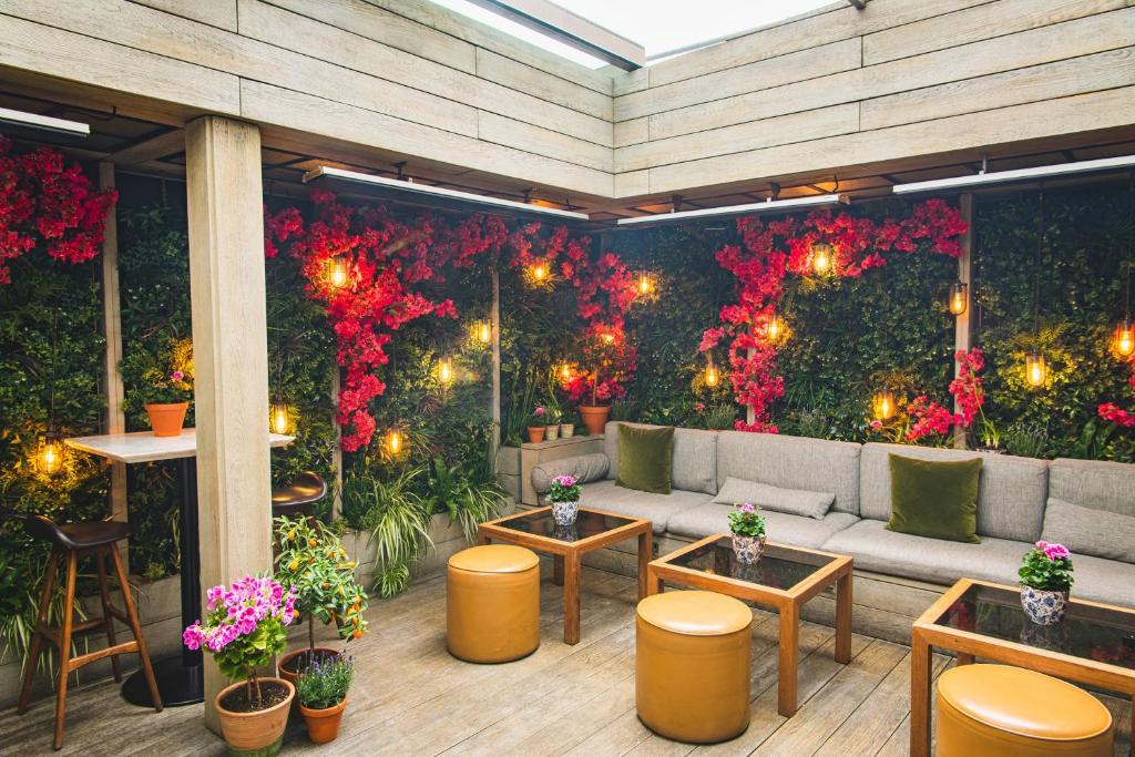 The Hari London - Resim 31