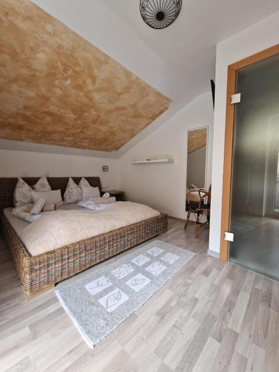 Postel nebo postele na pokoji v ubytování Haus Emily