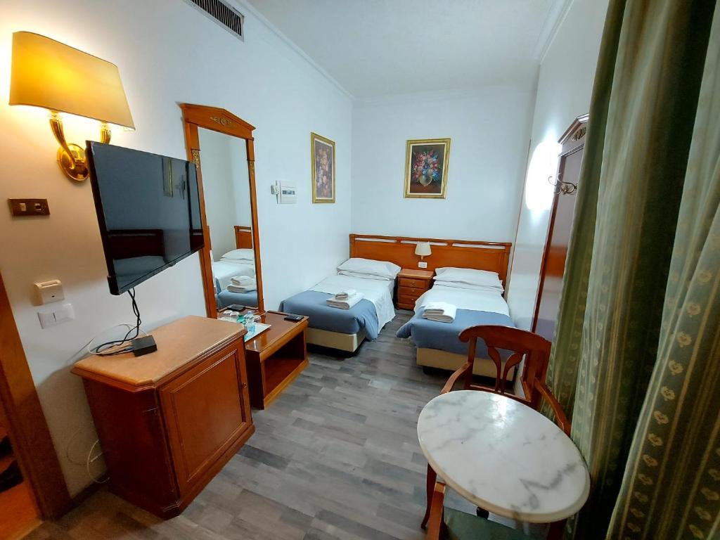 Hotel Positano 2 - Resim 39