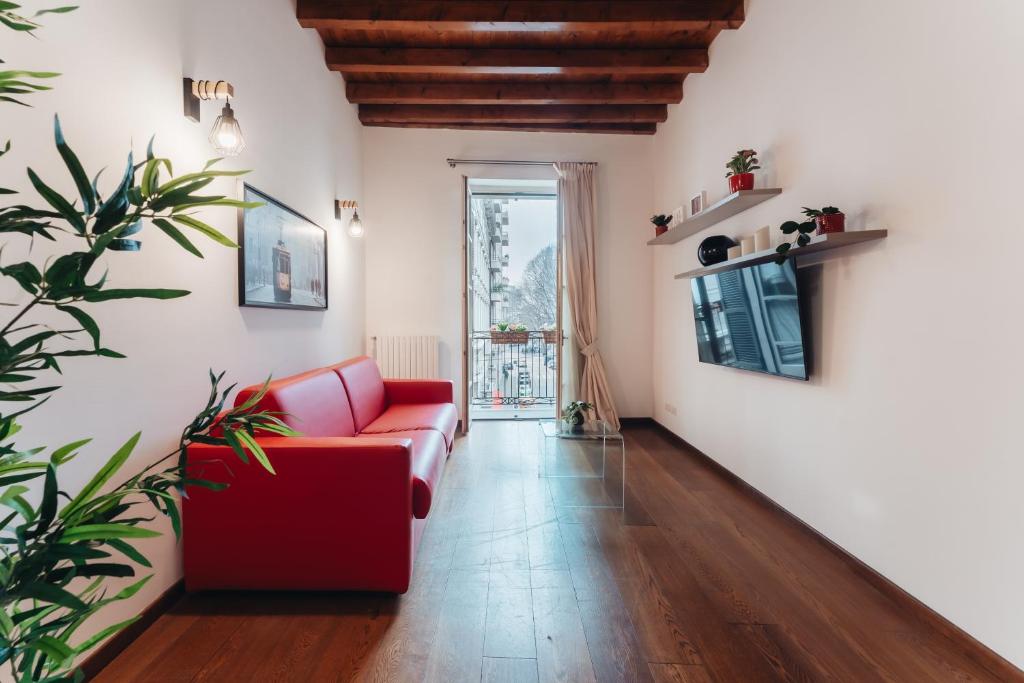Charming Milan Apartments Brera - Madonnina - One-Bedroom Apartment