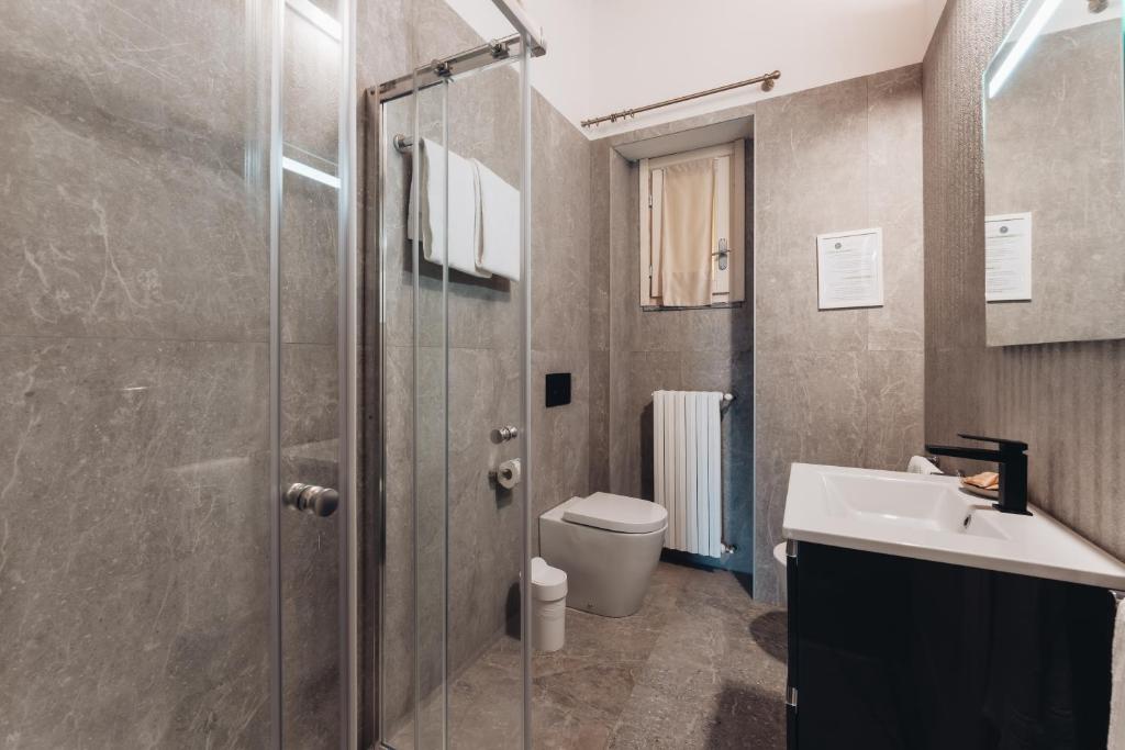 Charming Milan Apartments Brera - Madonnina - One-Bedroom Apartment With Balcony