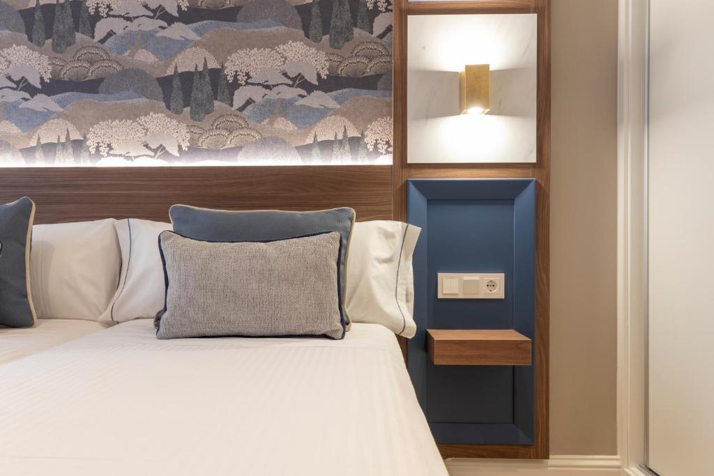 BiBo Suites Palacio de Portago - Resim 31