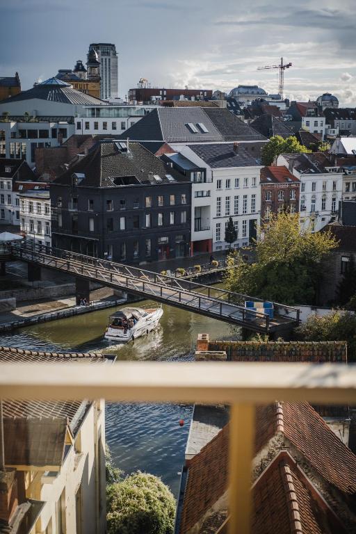 Yalo Urban Boutique Hotel Gent - Resim 45