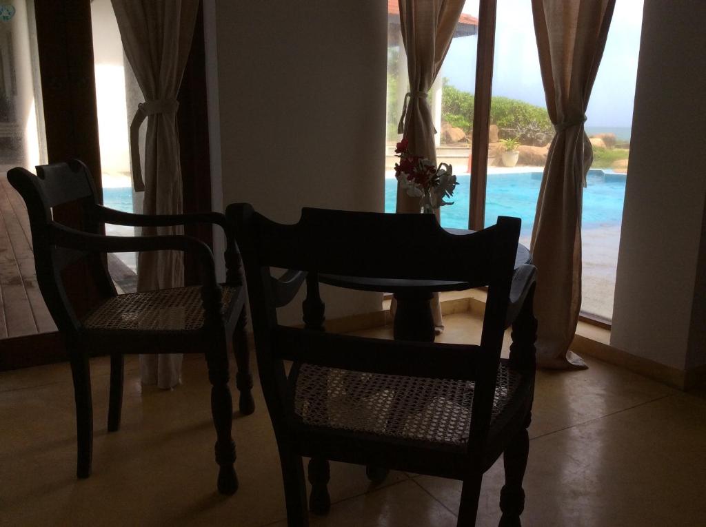 Land's End Villa - 14