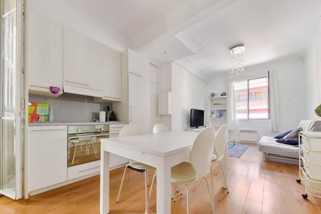 Φωτογραφία από το άλμπουμ του Barberis - Appartement cosy 2 pièces à proximité du port στη Νίκαια