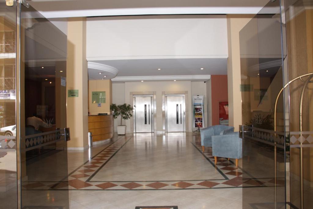  Kuster Hotel