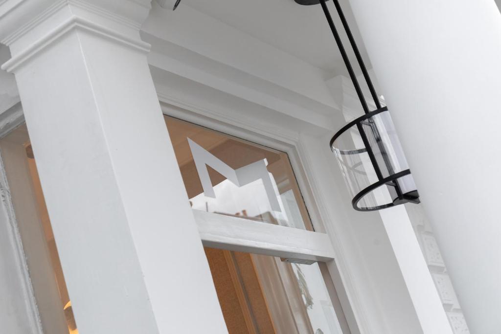 Mornington Victor Hotel London Belgravia - Resim 24