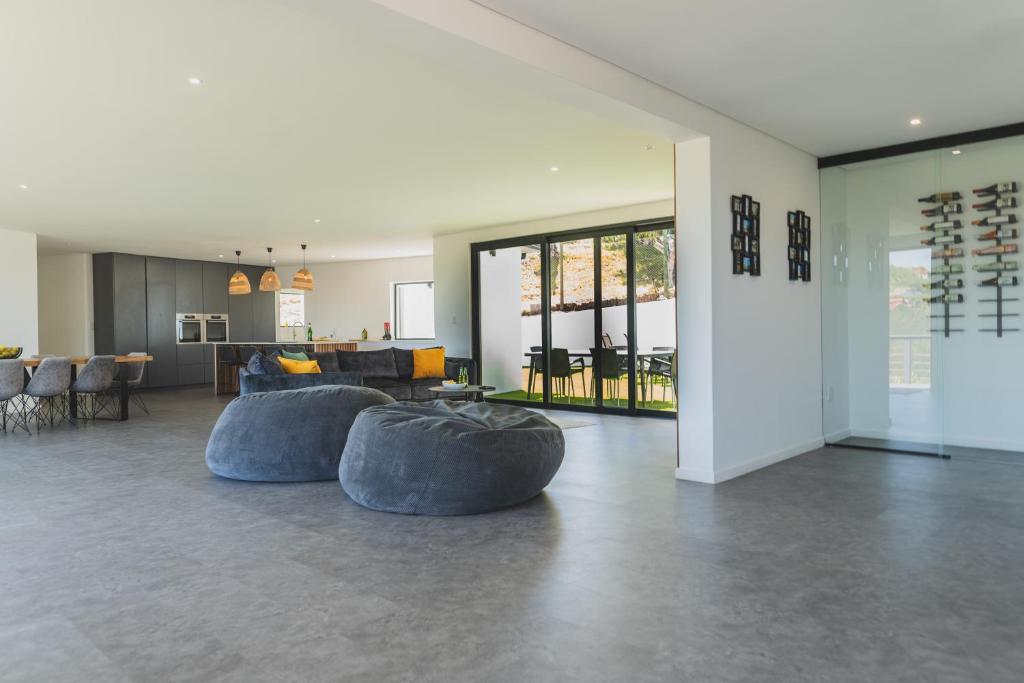 Sunset Living - Image 11