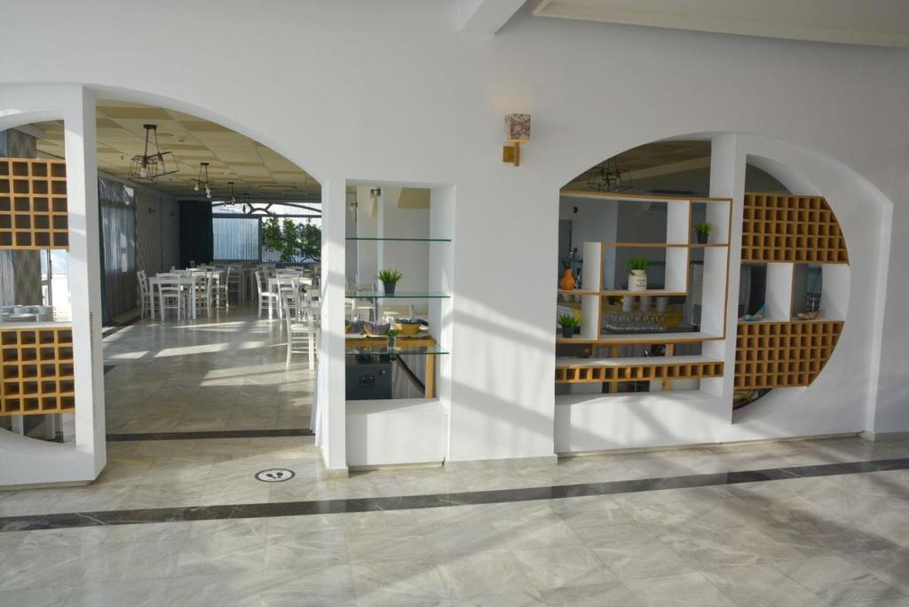 Fotografie z fotogalerie ubytování Sunset Paradise Resort v destinaci Adelianos Kampos