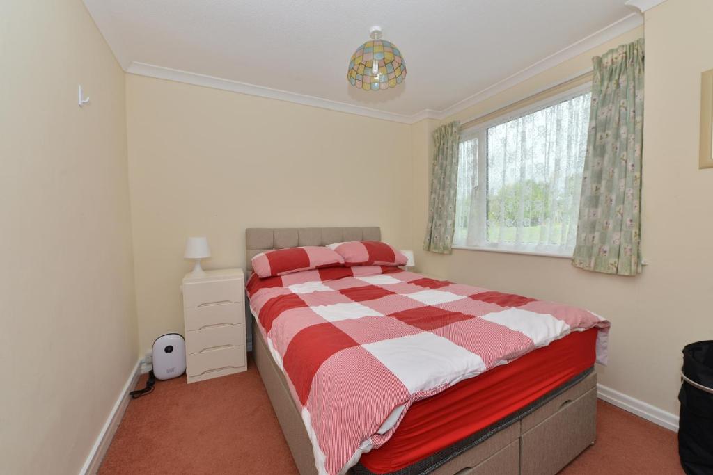 Downs View - 144 Sandown Bay Holiday Park - Chalet De Dos Habitaciones
