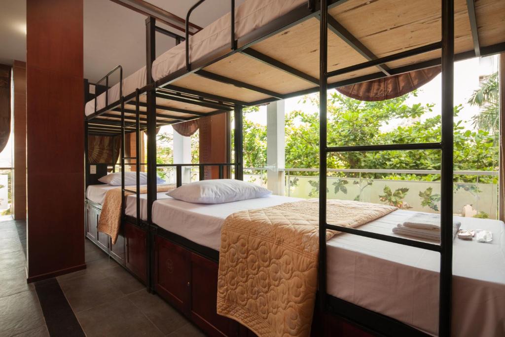 Gieng Ngoc Sea moutain View Cat Ba - 10