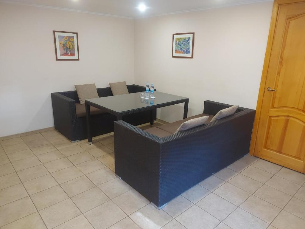 Posezení v ubytování ONOVO Dendra Hotel