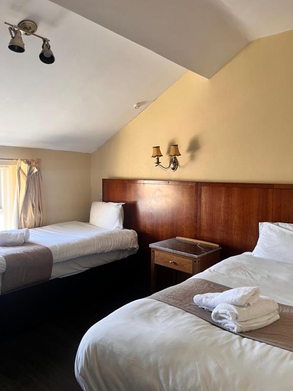 Beech Mount Hotel - Free Parking - Resim 43