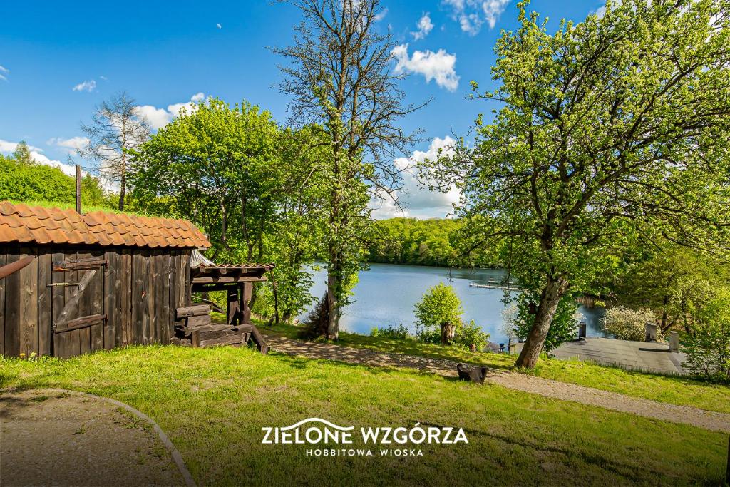 Fotografia z galérie ubytovania Zielone Wzgórza - Hobbitowe Domki na Kaszubach v destinácii Przywidz