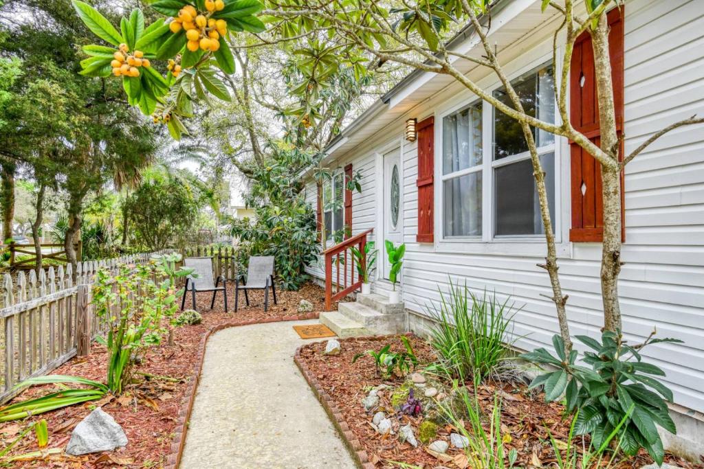 Compass Cottage, St. Augustine (updated prices 2024)