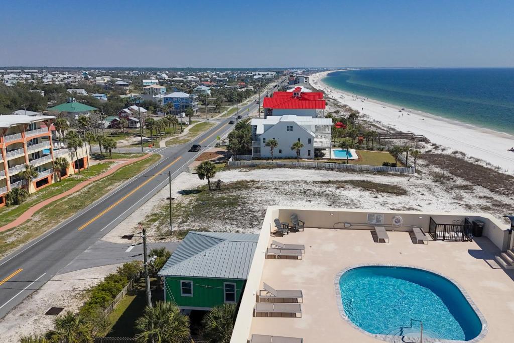 Gallery image of What a VUE! in Mexico Beach